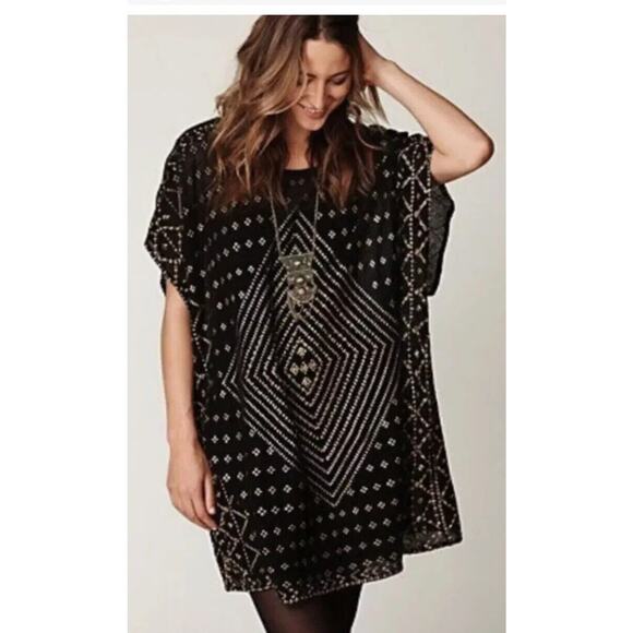 NWT Free People New Romantics Mesh Poncho Black Gold Size XS MSRP$148.00 - Picture 1 of 13